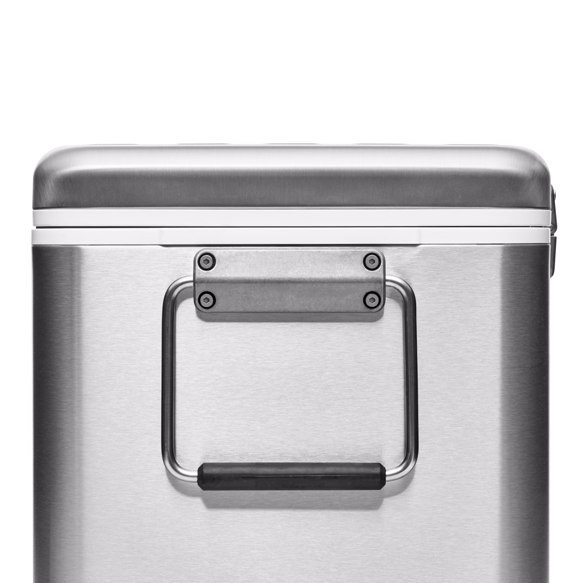 YETI V Series Stainless Steel Cooler — Can - Image 9
